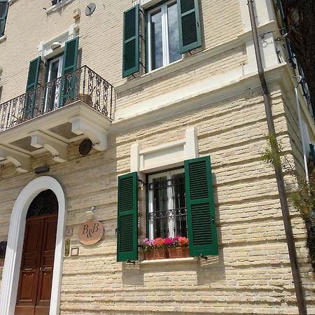 B&B Palazzo Mestichelli Boutique Palace 蒙泰普兰多内 外观 照片